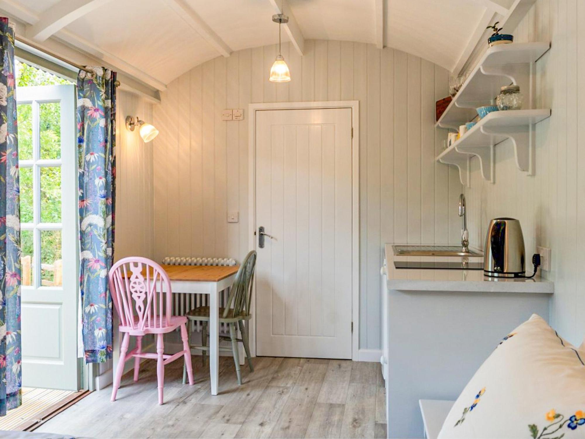 Holiday home Fig Tree Shepherds Hut *